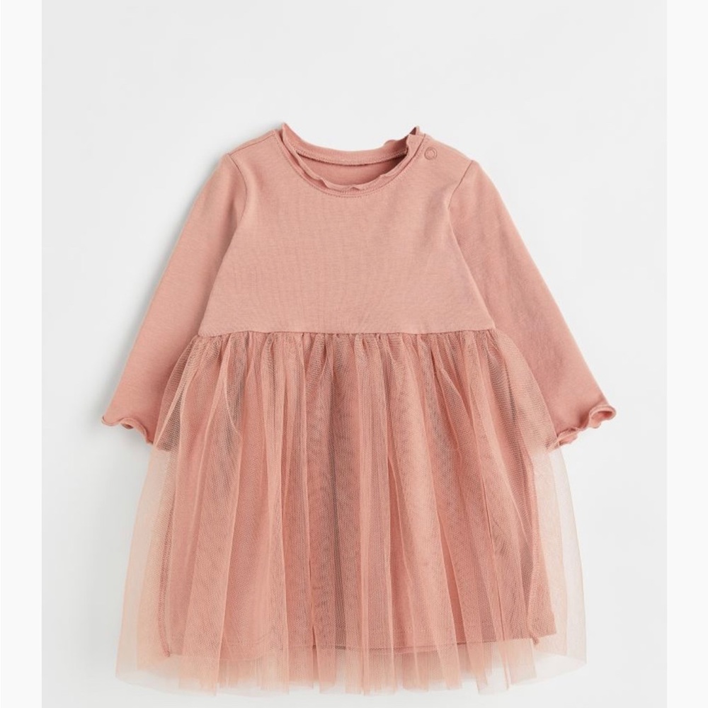Long sleeve tulle dress